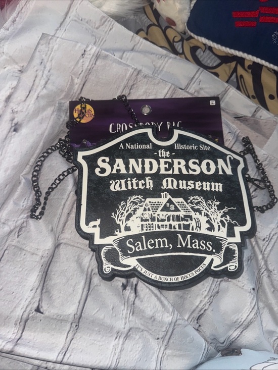 Spirit Handbags - Hocus Pocus Sanderson Witch Museum Crossbody Bag Purse Disney